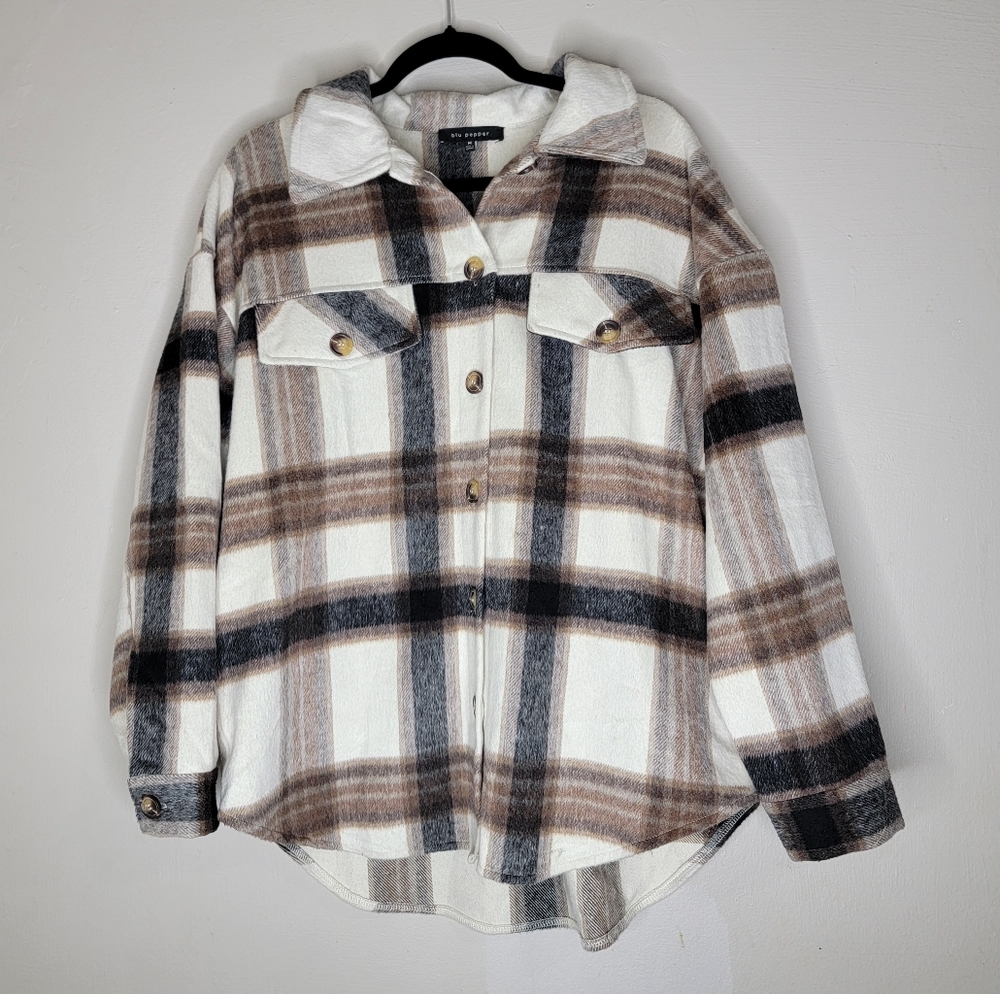 Women’s Blu Pepper Plaid Shacket Size M